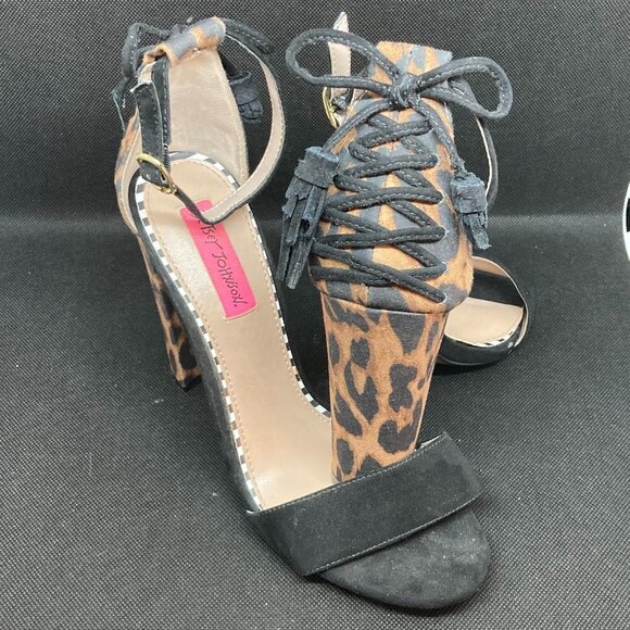 Ladies Betsey Johnson Rallo Dress Sandals Size 8 1/2 - Picture 1 of 2